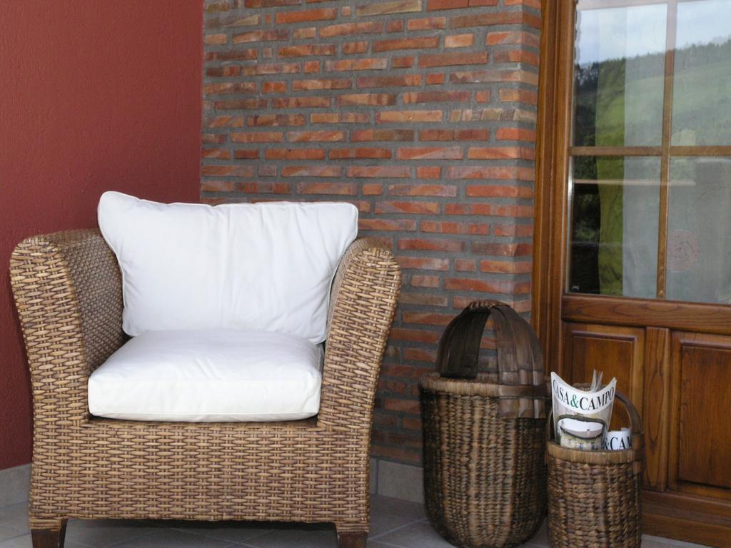 Hotel Posada La Robleda (Adults Only) Arnuero Bagian luar foto