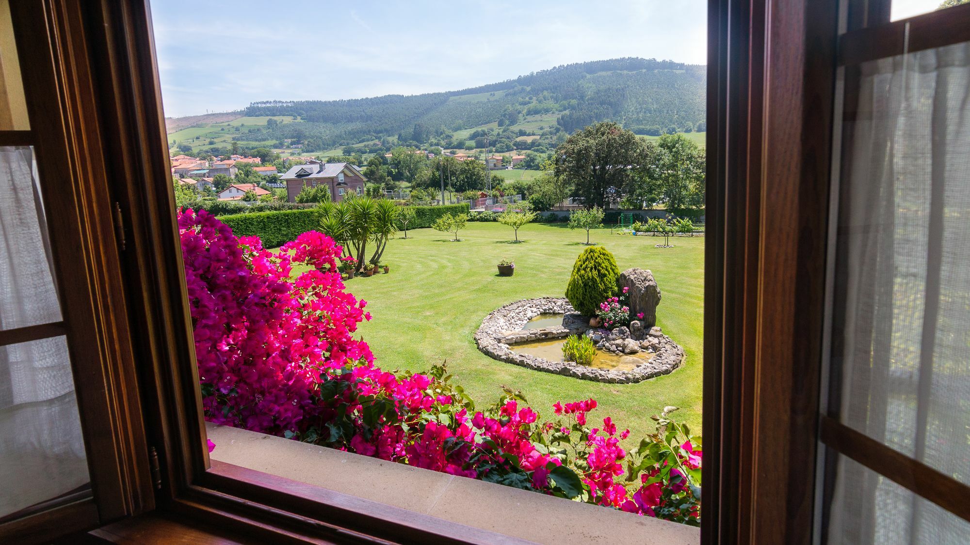 Hotel Posada La Robleda (Adults Only) Arnuero Bagian luar foto